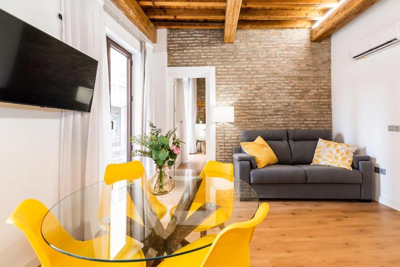 Apartment Wekey Homes Granada, Mesones Central Suites Spain